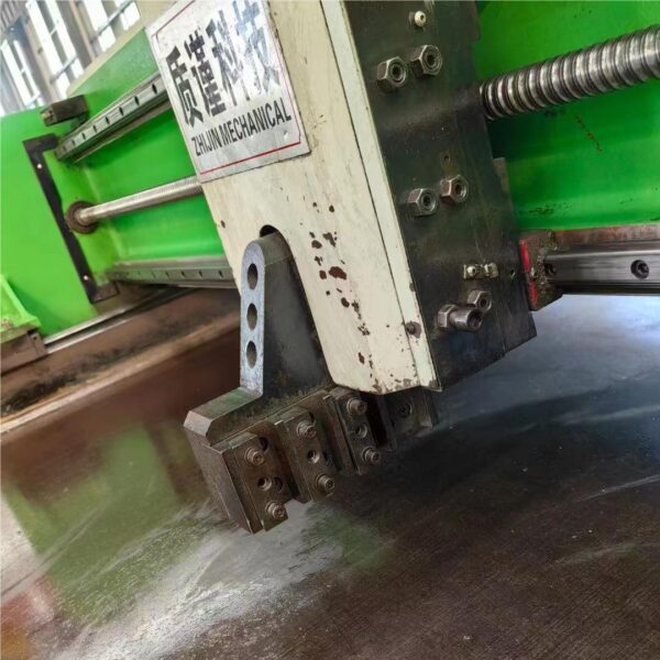 4015 V-Groove Router