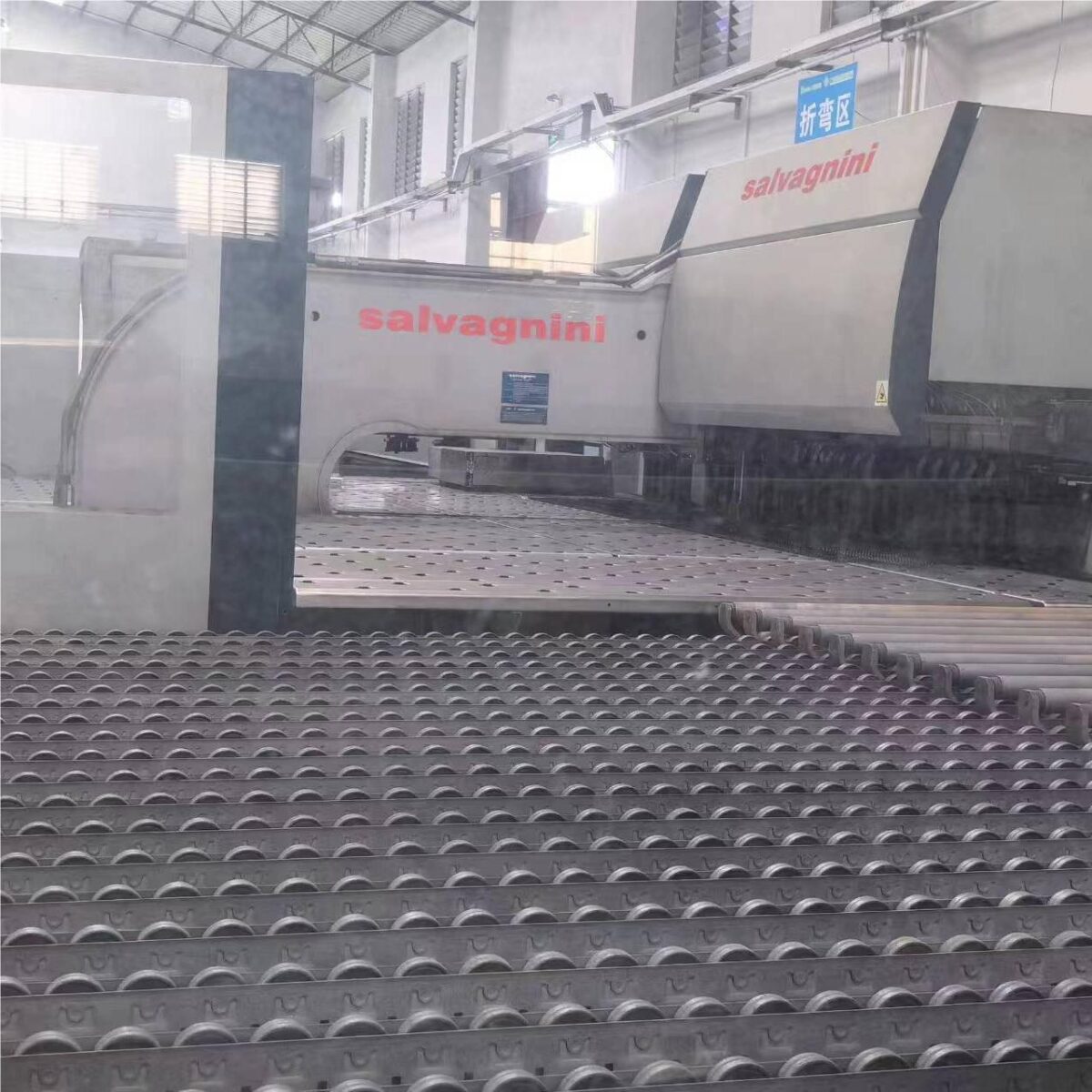 SALVAGNINI P4 2516 เครื่องดัดแผง