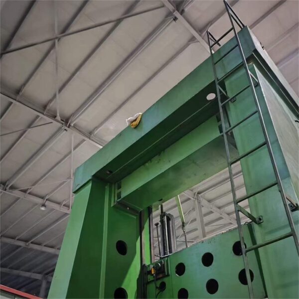 2050A Vertical Lathe