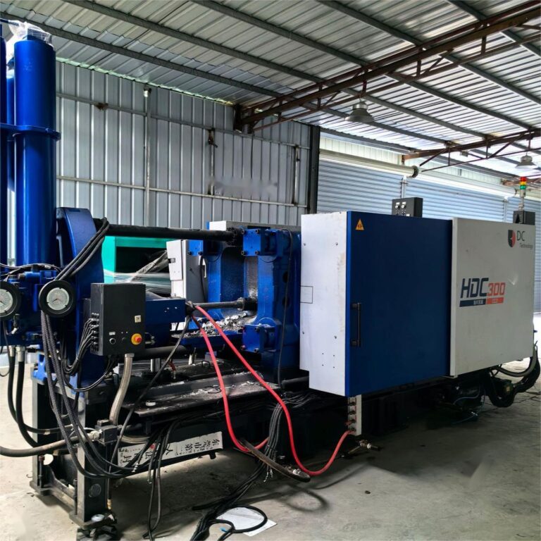 DC HDC300 Die Casting Machine
