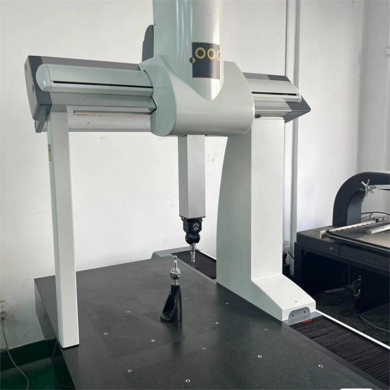 آلة قياس الإحداثيات Global7107