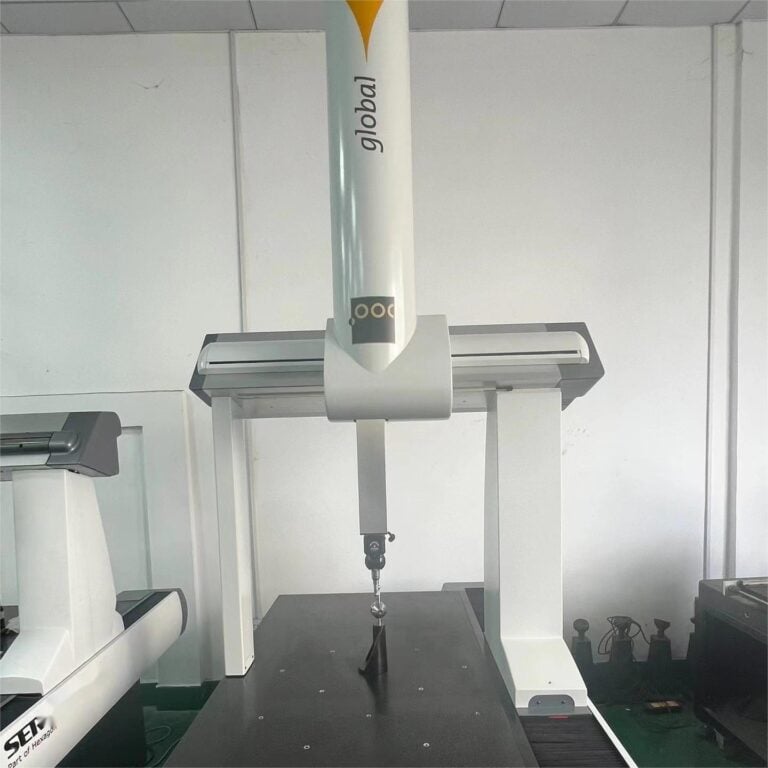 آلة قياس الإحداثيات Global7107