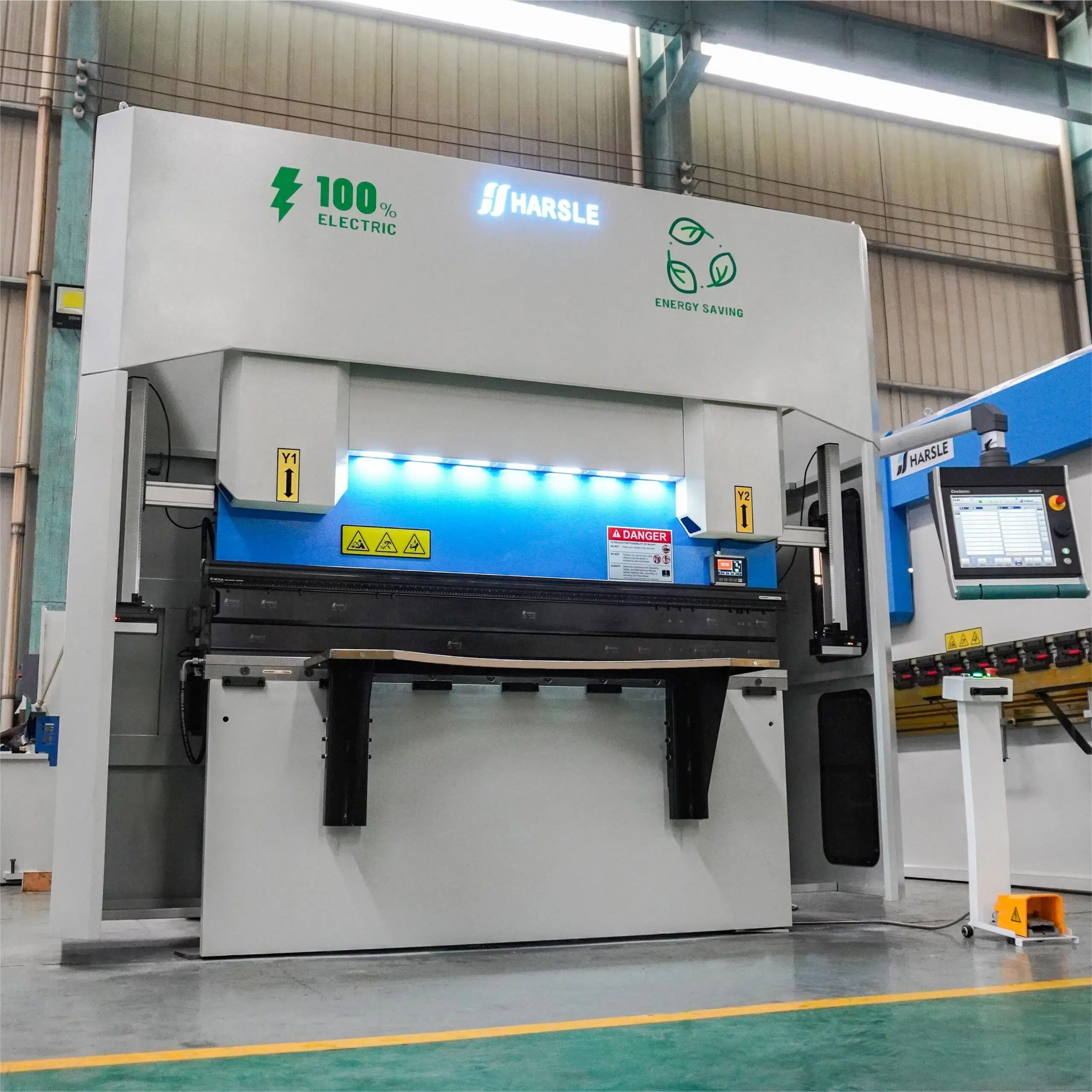 HARSLE EP-65T2000 8+1axis DA66T Pure Electric Bending Machine HARSLE EP-65T2000 8+1axis DA66T Pure Electric Bending Machine