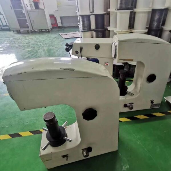 Машина для определения твердости HR-15A