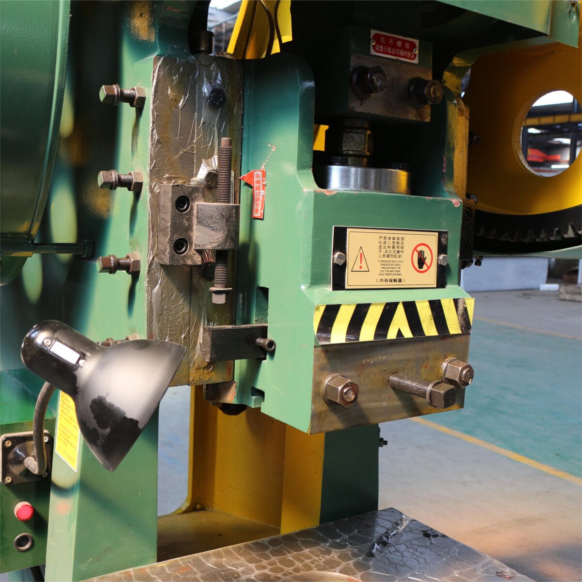 Used HARSLE J23-40T Punching Machine For Sale – Bild 2