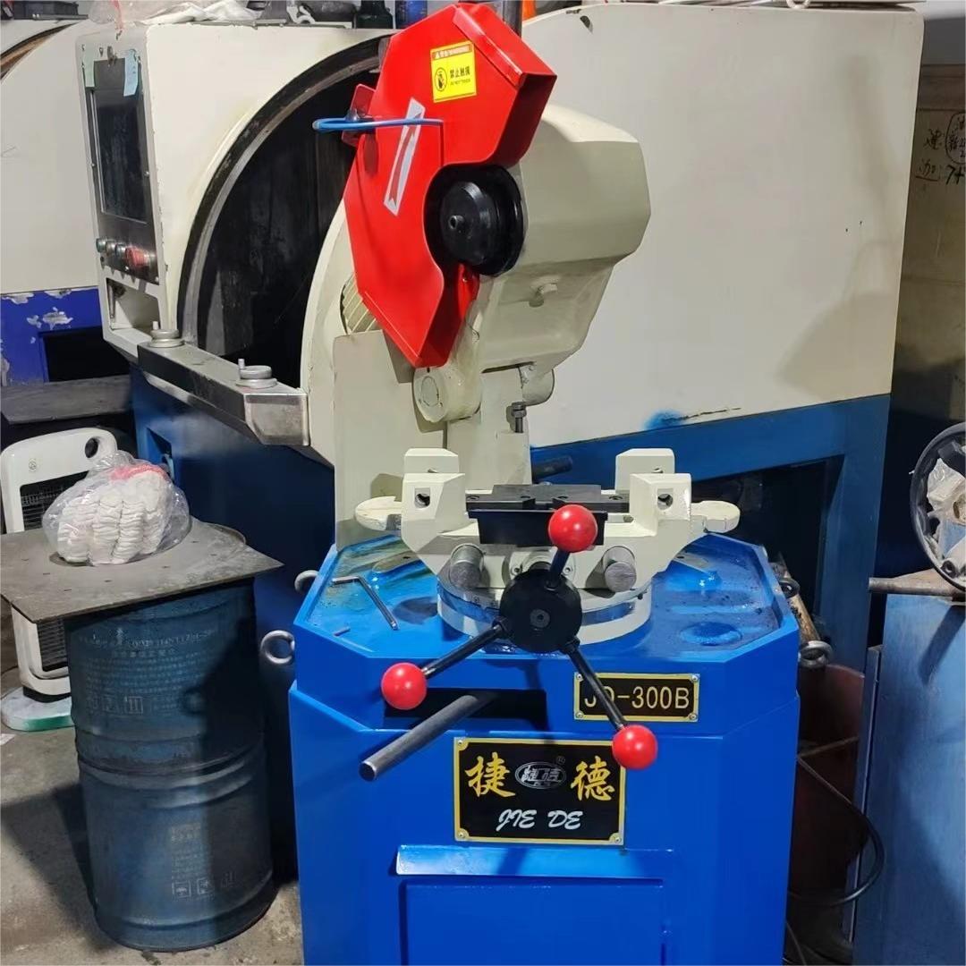 JD-300B Pipe Cutting Machine (1) JD-300B Pipe Cutting Machine
