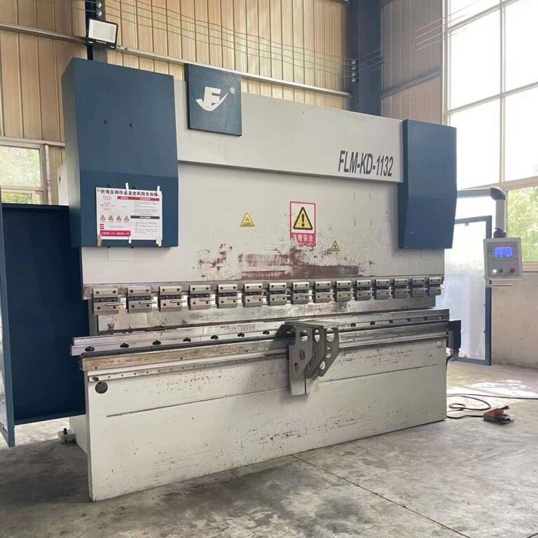 Used CNC Door Press Brake KD1132