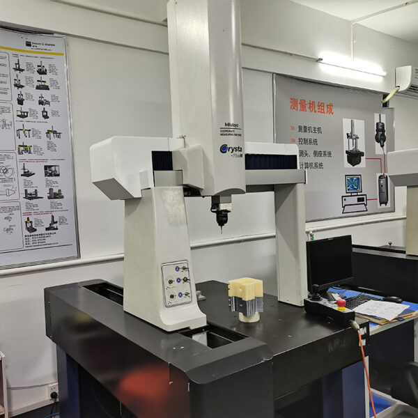 Plus M574 Coordinate Measuring Machine