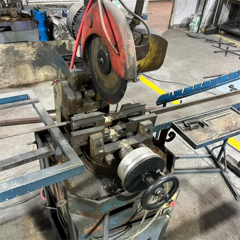 VIGERT 315 Pipe Cutting Machine