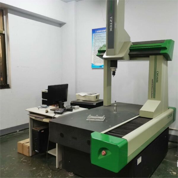 VIGERT CMU686 Coordinate Measuring Machine