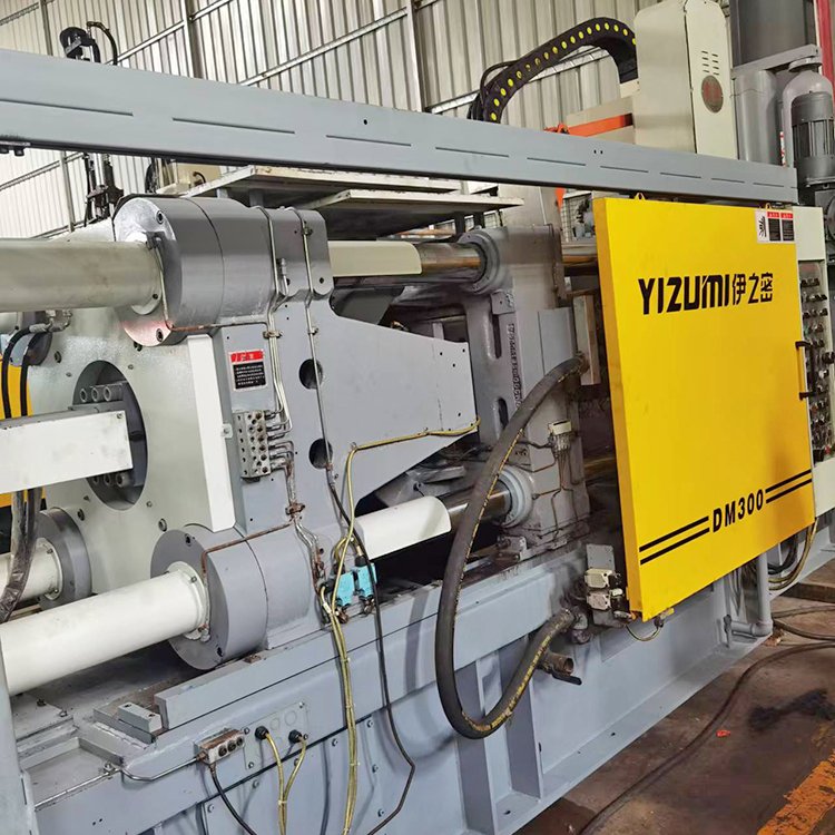 YIZUMI DM300 Die Casting Machine