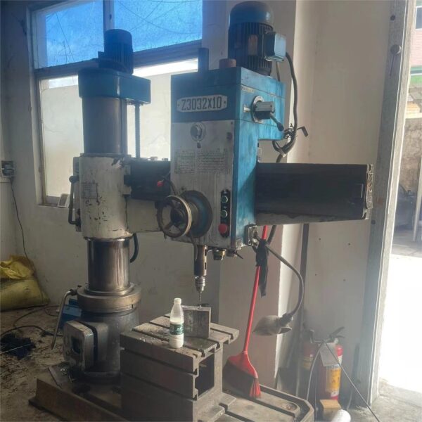 Máy khoan tay xuyên tâm Z3032