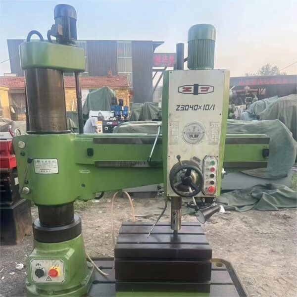 Taladro radial CNC Z3040