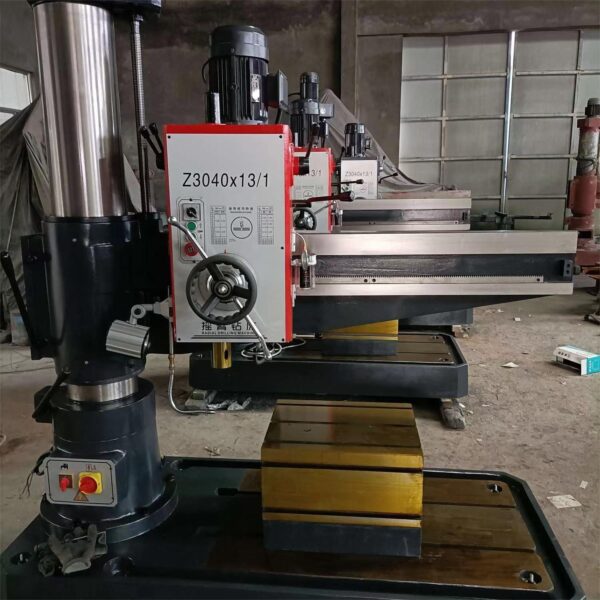Máy khoan xuyên tâm CNC Z3040X13