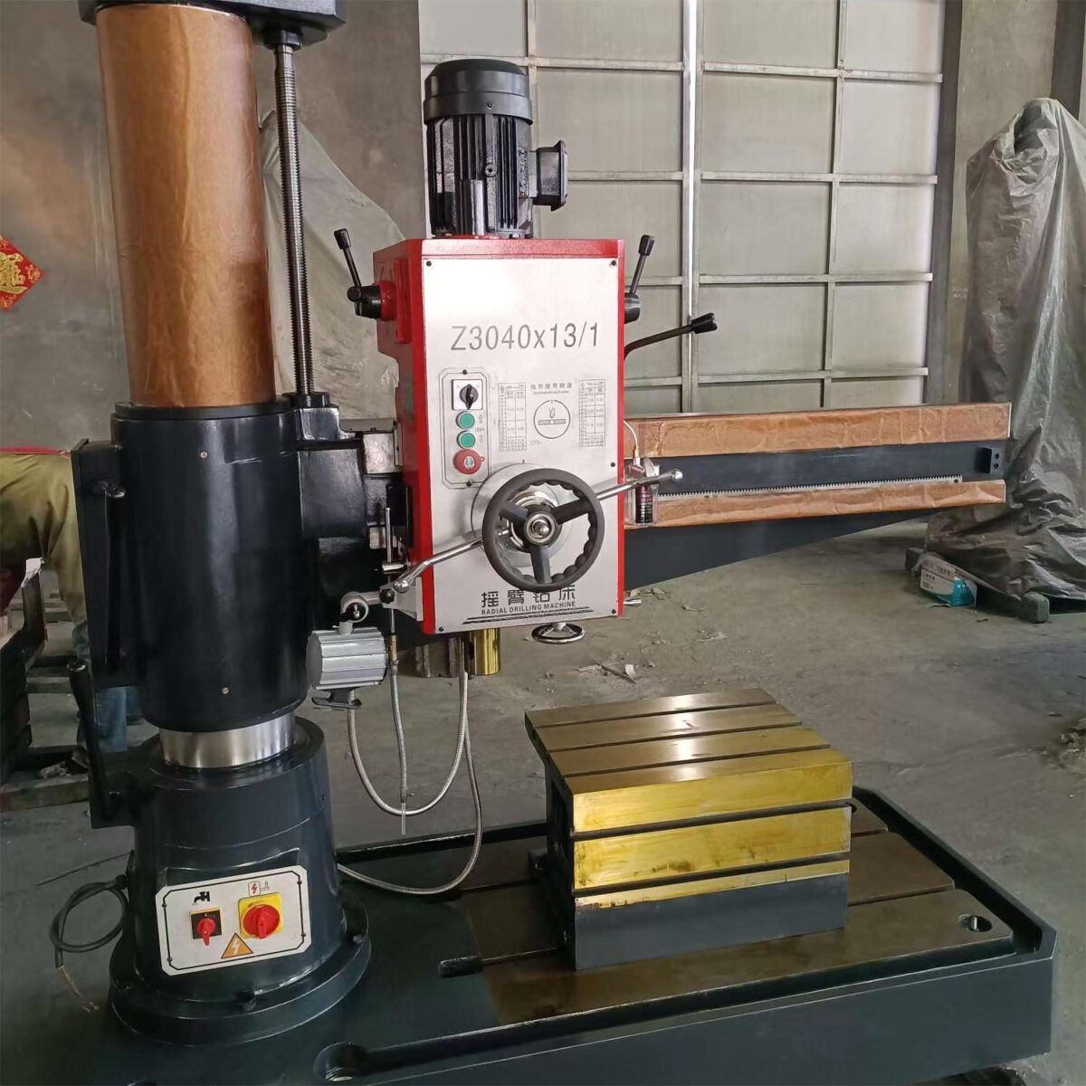 Máquina de perfuração radial CNC Z3040X13