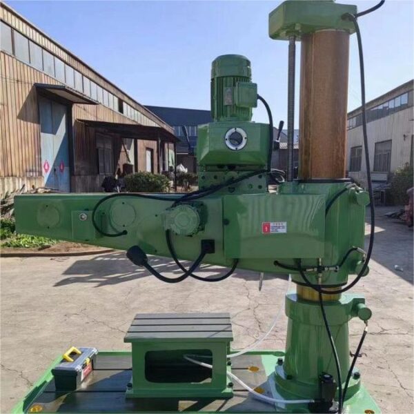 Máy khoan cánh tay hướng tâm Z3063