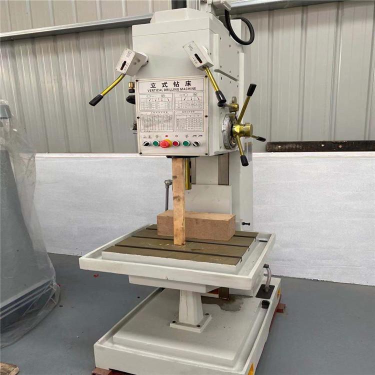 Вертикальный сверлильный станок Z5150