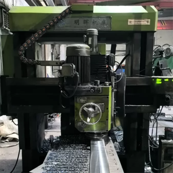 مصنع تخطيط الأخشاب G32