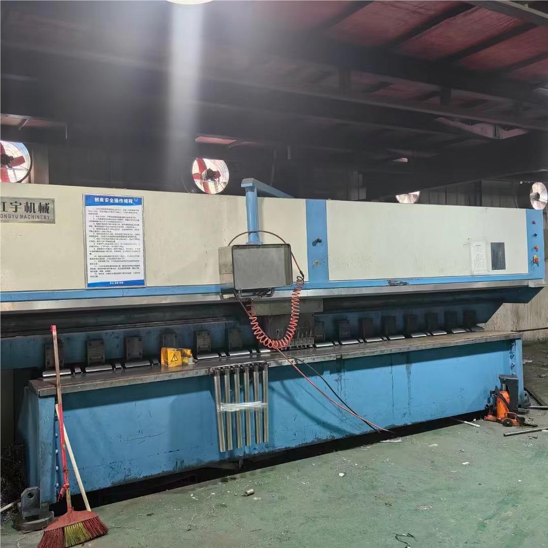 SF50 V-Groove Fabrication Equipment SF50 V-Groove Fabrication Equipment