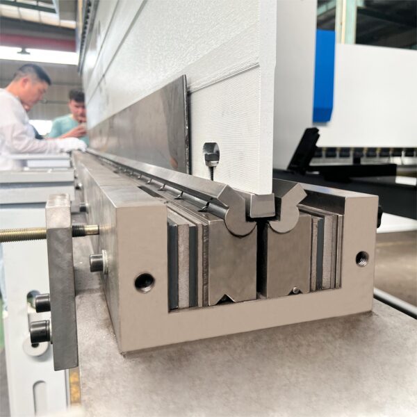 HARSLE 400T4000 Press Brake