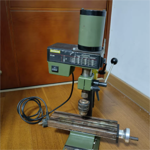 FF230 Vertical Turret Mill