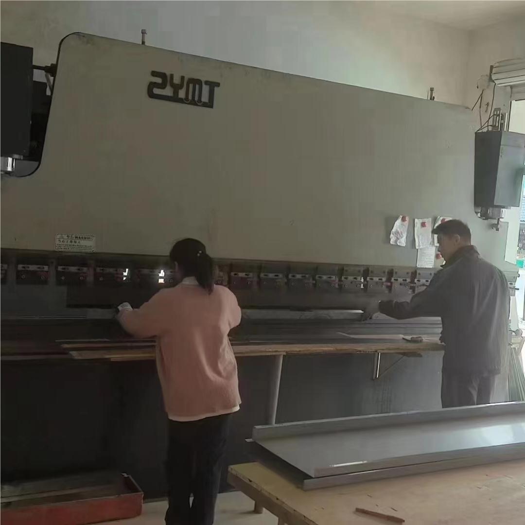 ZYMT 125T4000 With DA41S Press Brake ZYMT 125T4000 With DA41S Press Brake