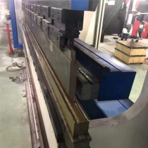 Presse plieuse TRUMPF C120 d'occasion