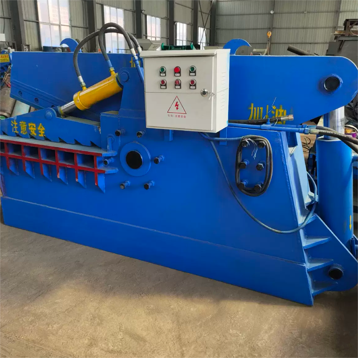Q43-200T Industrial Shearing Machine Q43-200T Industrial Shearing Machine