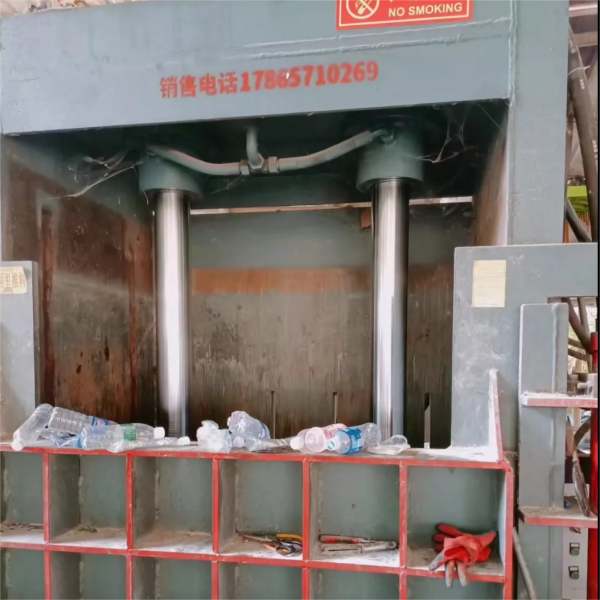 YD-120 Verital Metal Briquetter