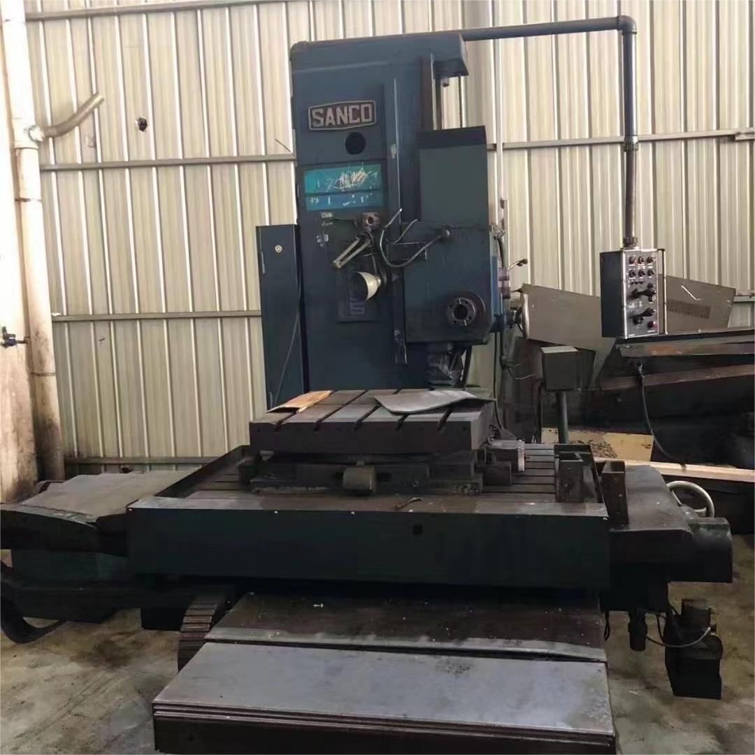 เครื่องเจาะและกัด B85 เครื่องเจาะและกัด B85