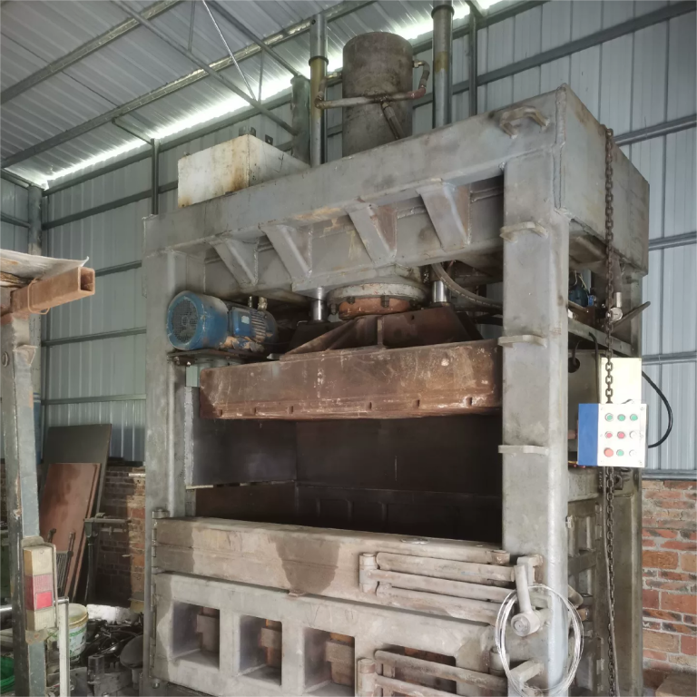 YD-220 Verital Scrap Metal Briquetting Press