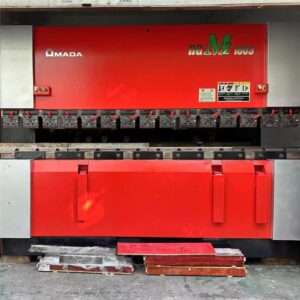 Plieuse à 2 axes AMADA RG 1003