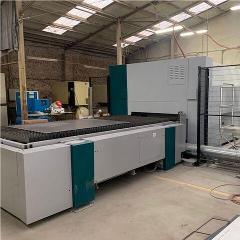 เครื่องตัดเลเซอร์ SLVAGNINI L3-30 6000W