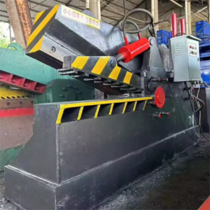 100Ton Scrap Metal Shearing Apparatus