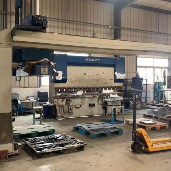 مكبس الثني ACCURPRESS 100T3200 DA66T