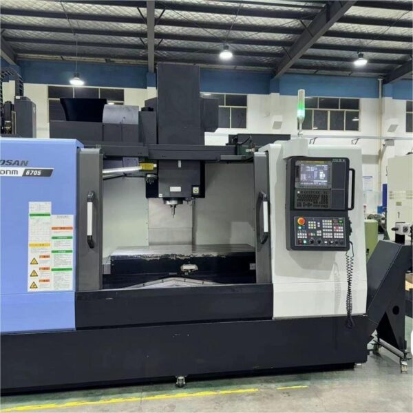DOOSAN DNM6705 Vertical Machining Center