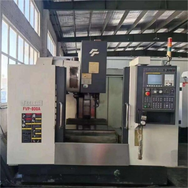 FEELER FVP-800V Vertikal-Bearbeitungszentrum
