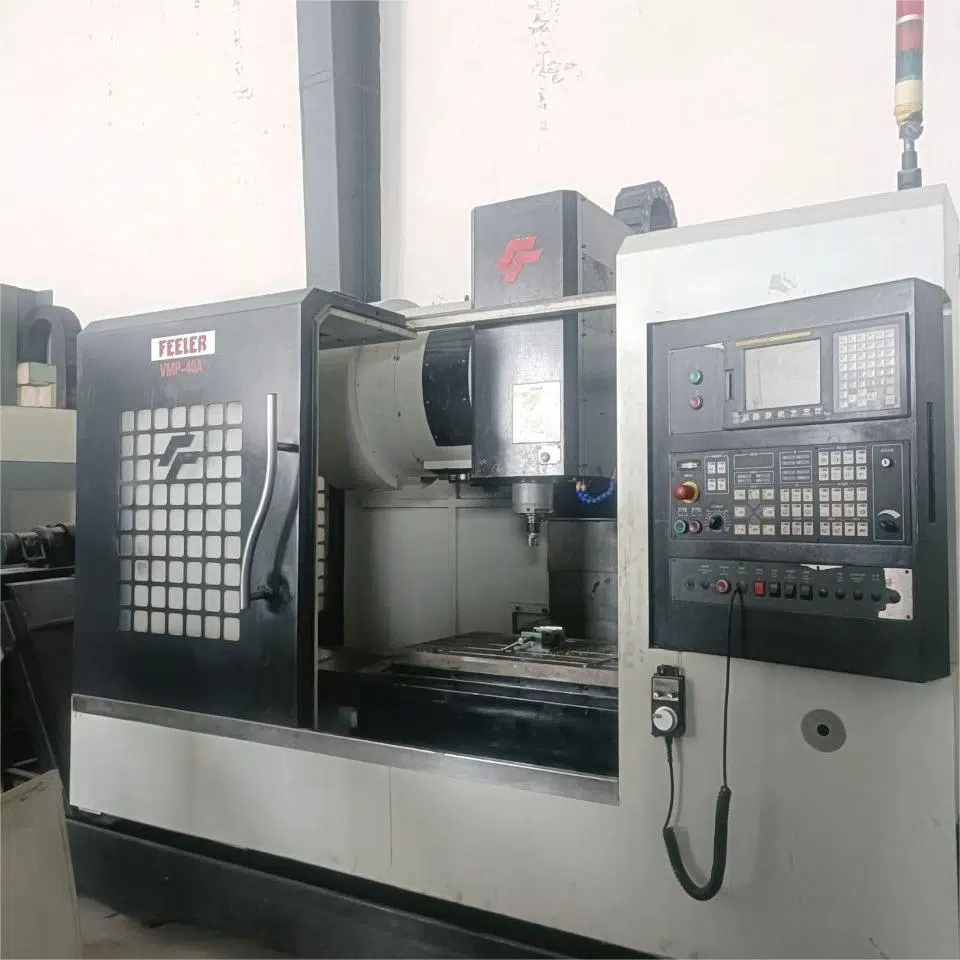 FEELER VMP-40 Machining Center (2) FEELER VMP-40 Machining Center