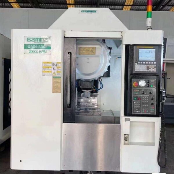 Centre de perçage et de taraudage GAMMA DMA-500L