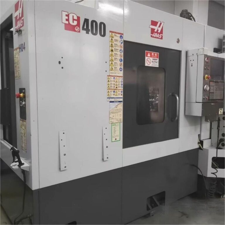 ศูนย์เครื่องจักรกลแนวนอน HAAS EC400