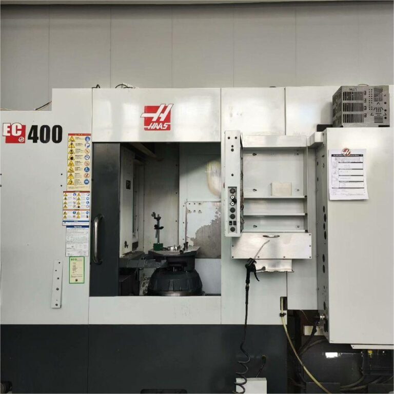 ศูนย์เครื่องจักรกลแนวนอน HAAS EC400