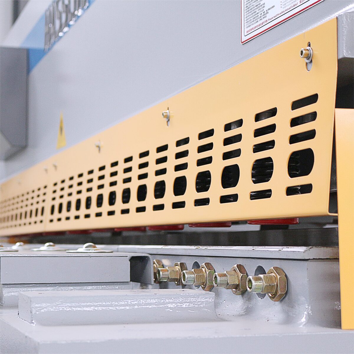 Cisaille QC12K-6X2500