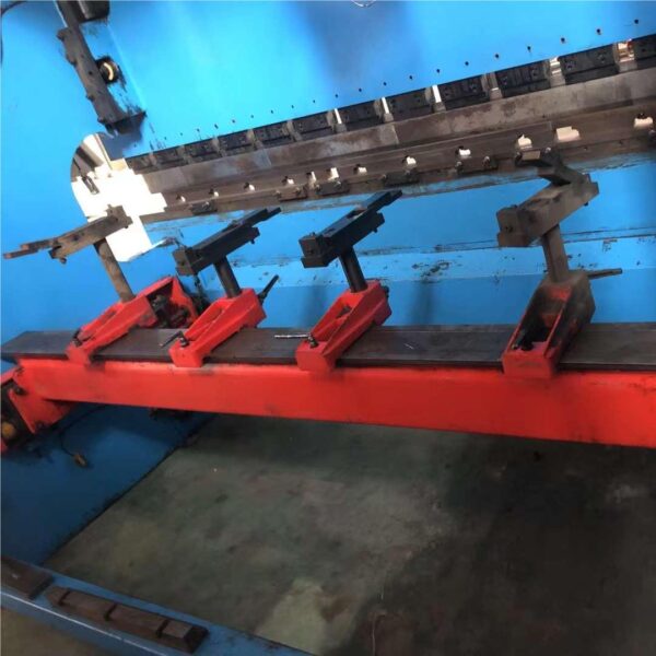 JFY 100T3100 With DA66W Press Brake