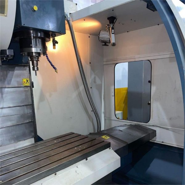 KAFO MV-1050A Machining Center