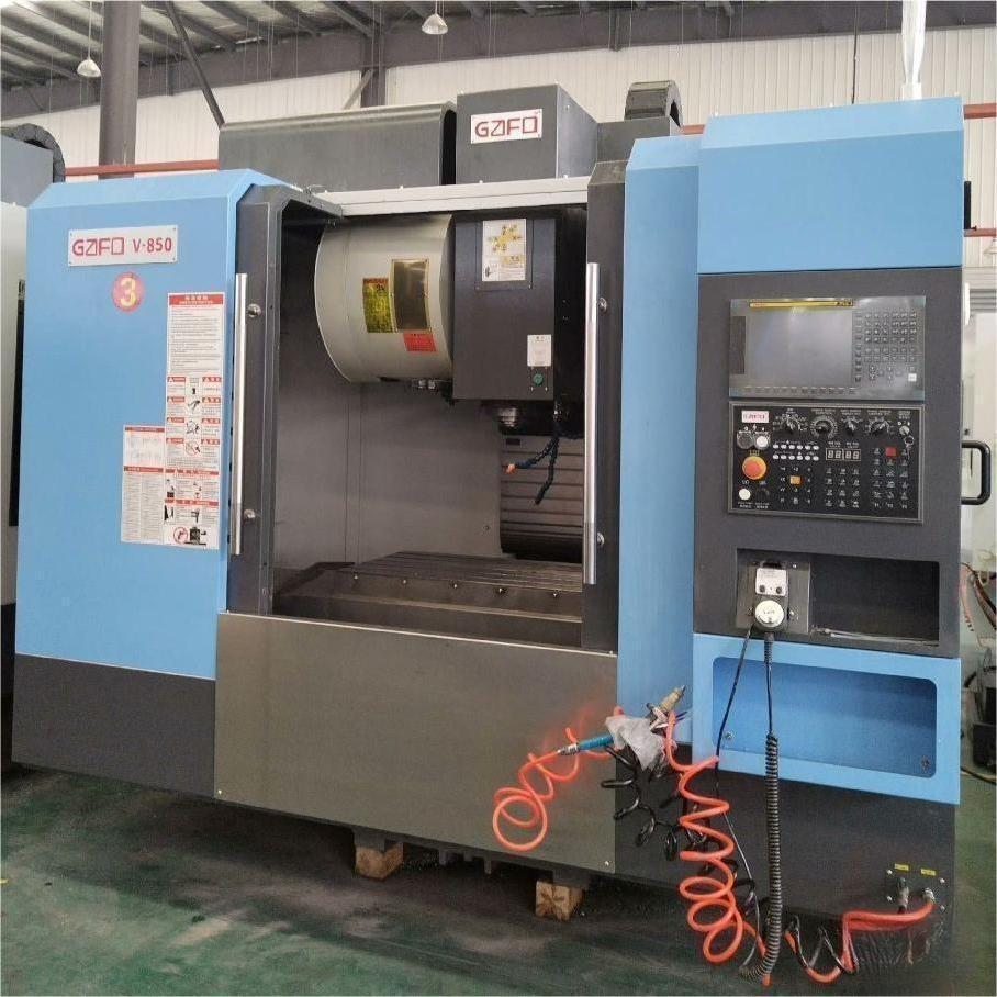 KAFO V-850 Vertical Machining Center (4) Centre d'usinage vertical KAFO V-850