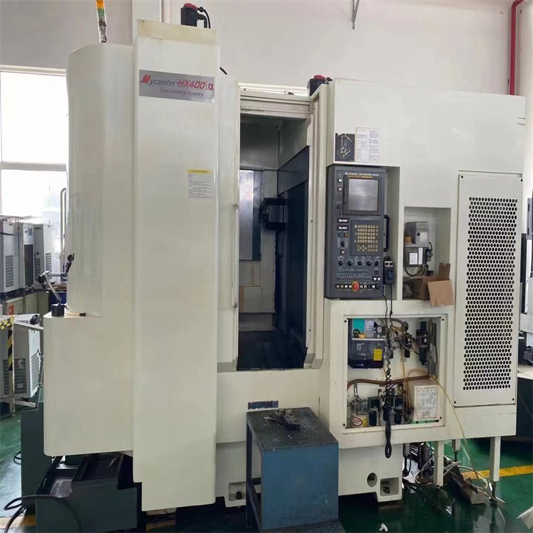 Обрабатывающий центр KITAMURA HX400iα