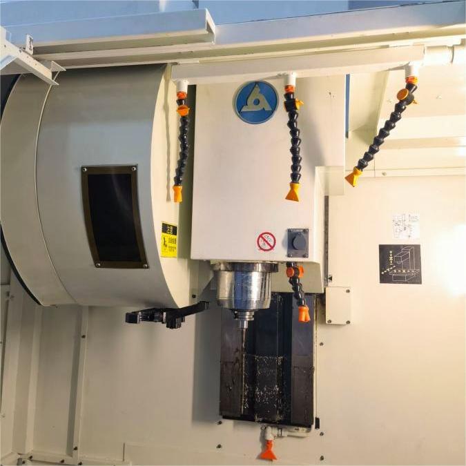 KITAMURA Mycenter-3XG Machining Center