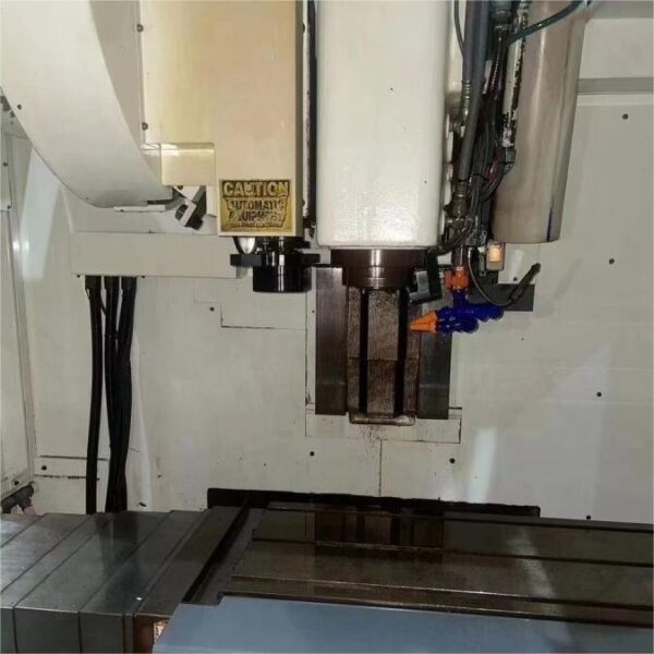 KITAMURA Mycenter-3Xi Machining Center
