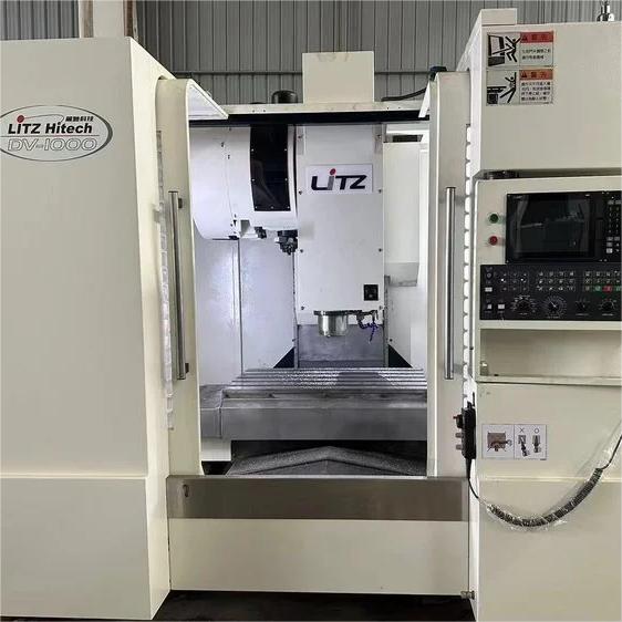 LITZ DV-1000 Vertical Machining Center