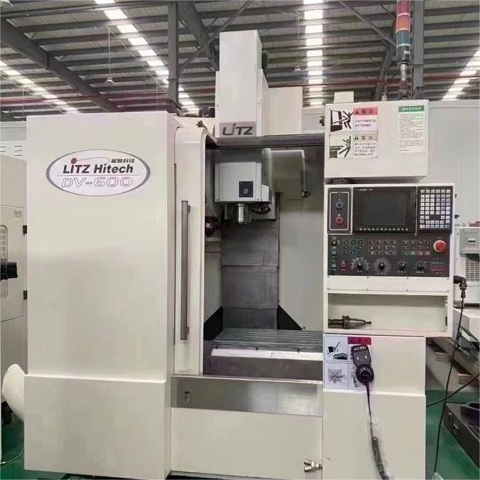 LITZ DV-600 Machining Center